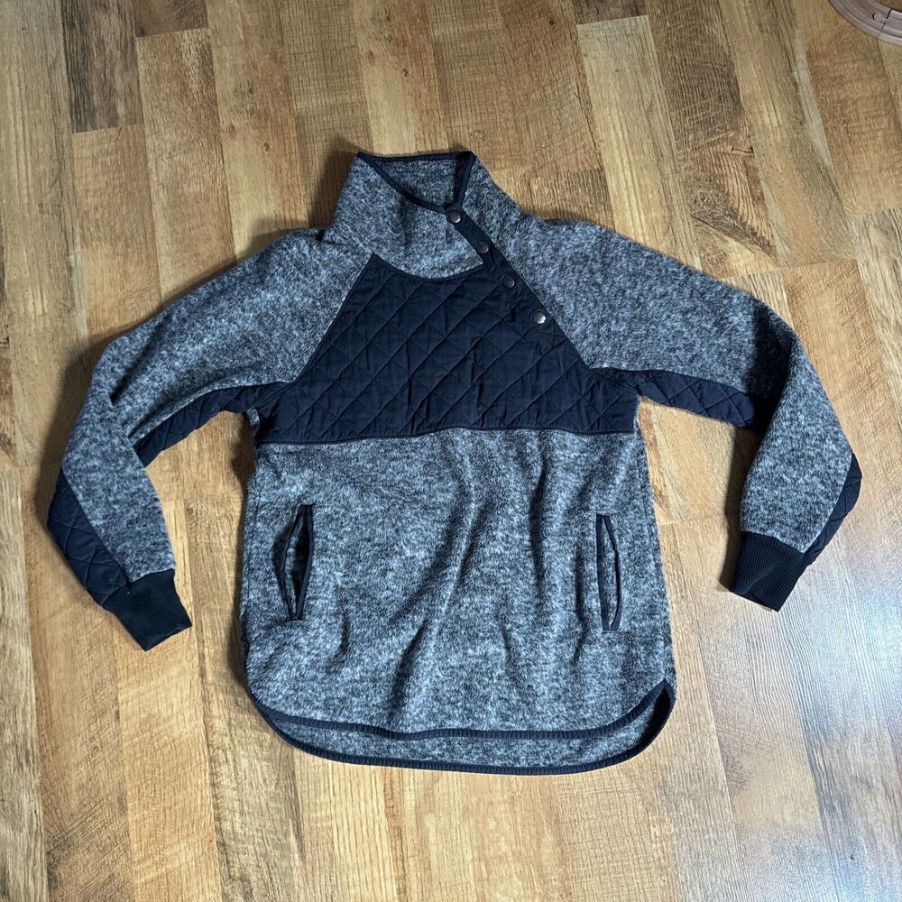 Abercrombie‎ & Fitch Jacket Medium Gray Asymmetric Snap Quilted Fleece Pullover - Picture 2 of 8